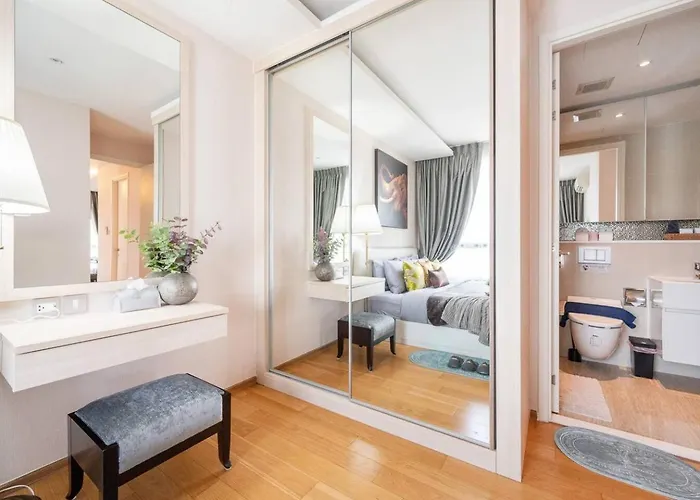 Private 2 Bath&bed•freeshuttlebts•empheremalls